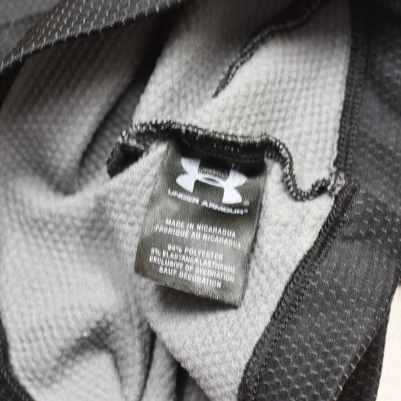 Under Armour Women 1/4 Zip Pullover Sweatshirt Polyester Black M Fitted Coldgear - Picture 8 of 8